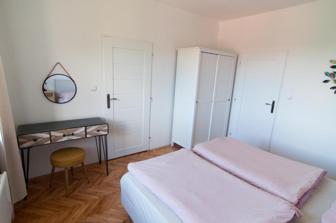 Apartman Na Kamenci Teplice nad Metuji Bagian luar foto